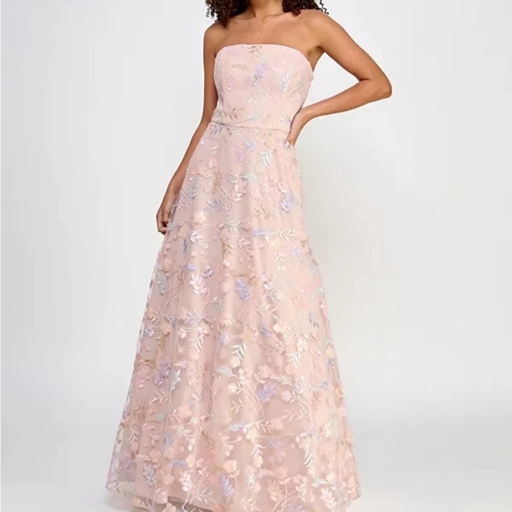 NWT Morgan & Co. Elegant Pink Strapless Floral Dress